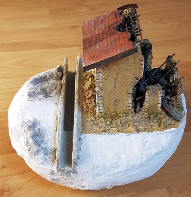 Socle_Ruine1.jpg