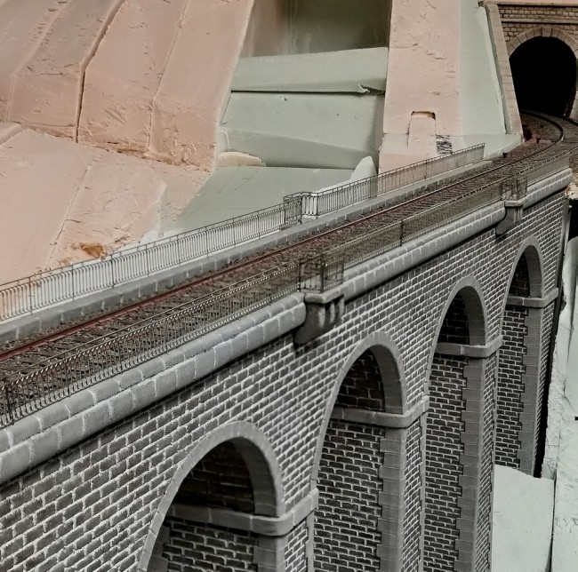viaduc gauche 1.jpg