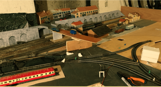Gare-min.PNG