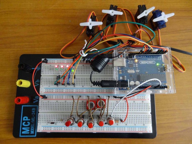 Arduino_8_Servos.jpg